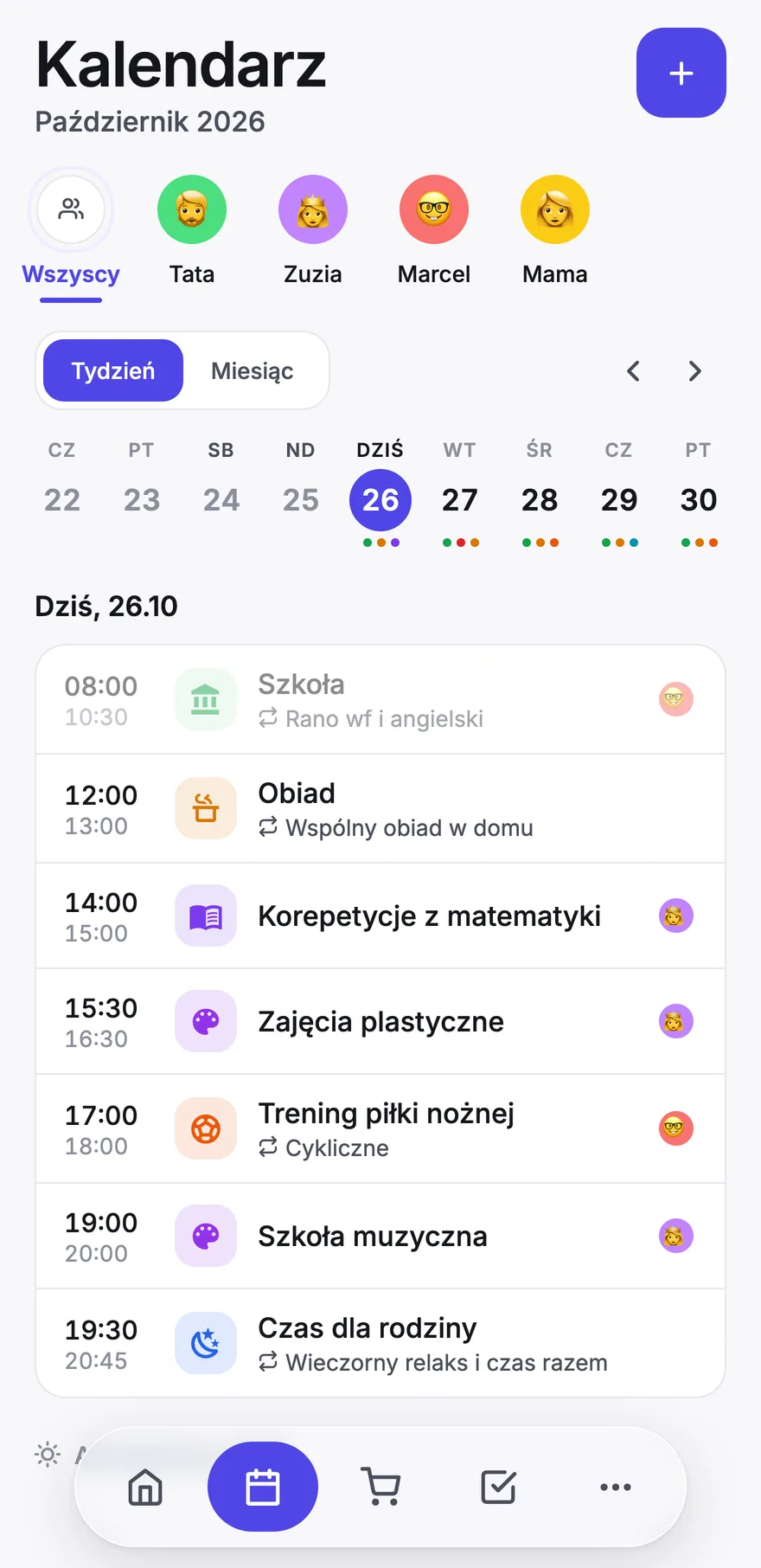 Kalendarz rodzinny w&nbsp;homcio na telefonie: pasek dni i&nbsp;plan dnia z&nbsp;kategoriami